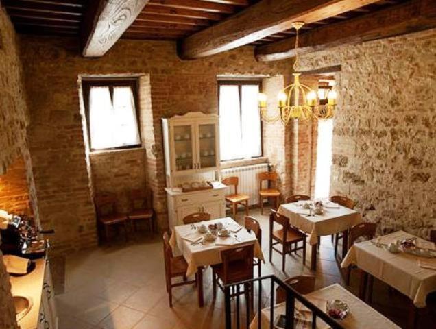 Arnolfo B&B Colle Val D'Elsa Exterior foto